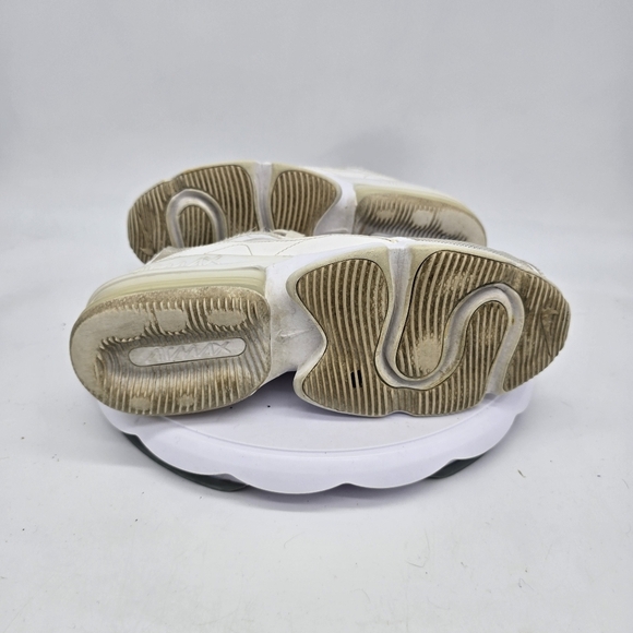 Nike Shoe Women 7 Air Max Triple White Sneakers Cu9453-100 - Picture 6 of 7